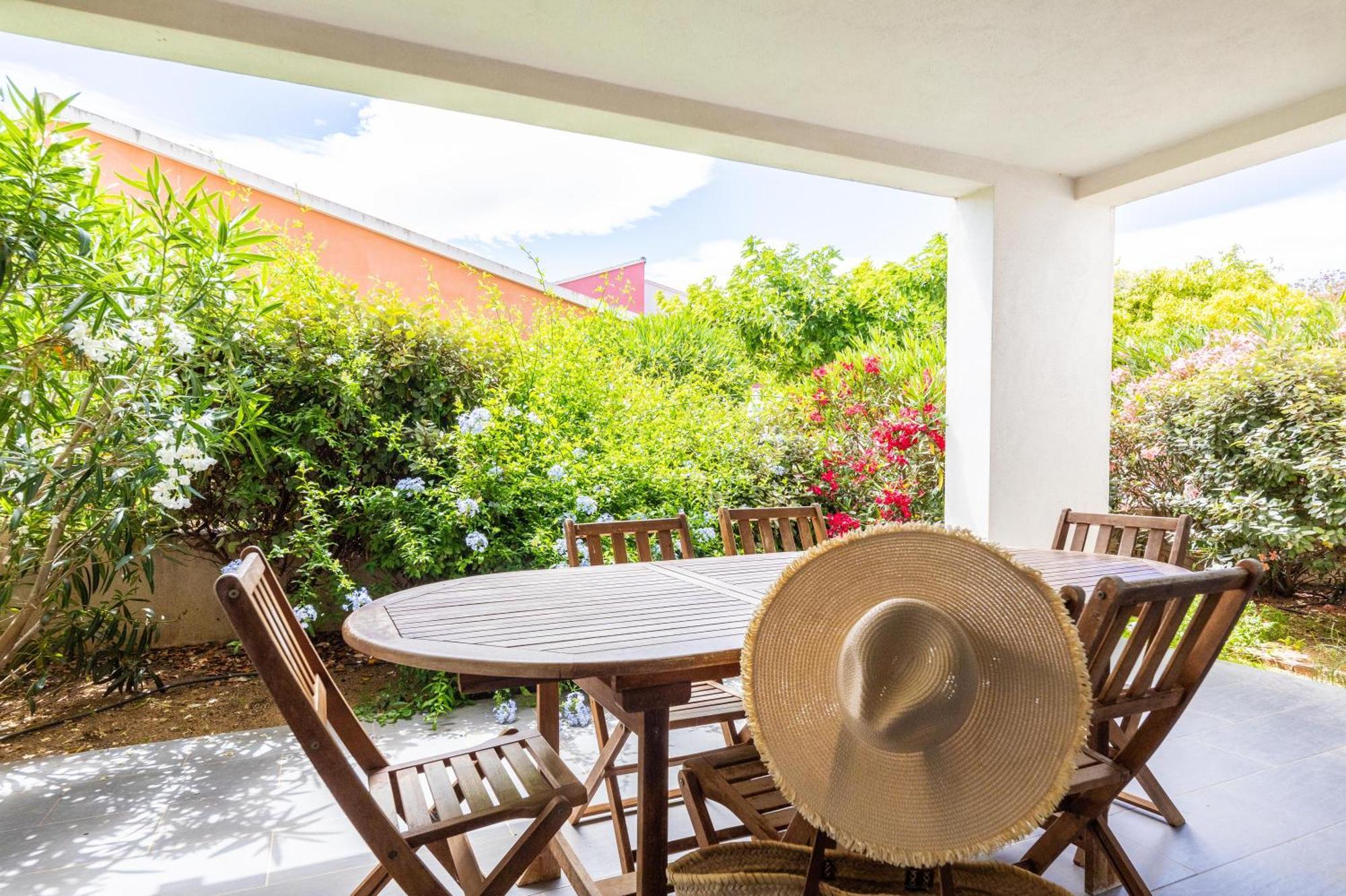 Les Alizes Residence & Spa เอลเลอรูซ ภายนอก รูปภาพ