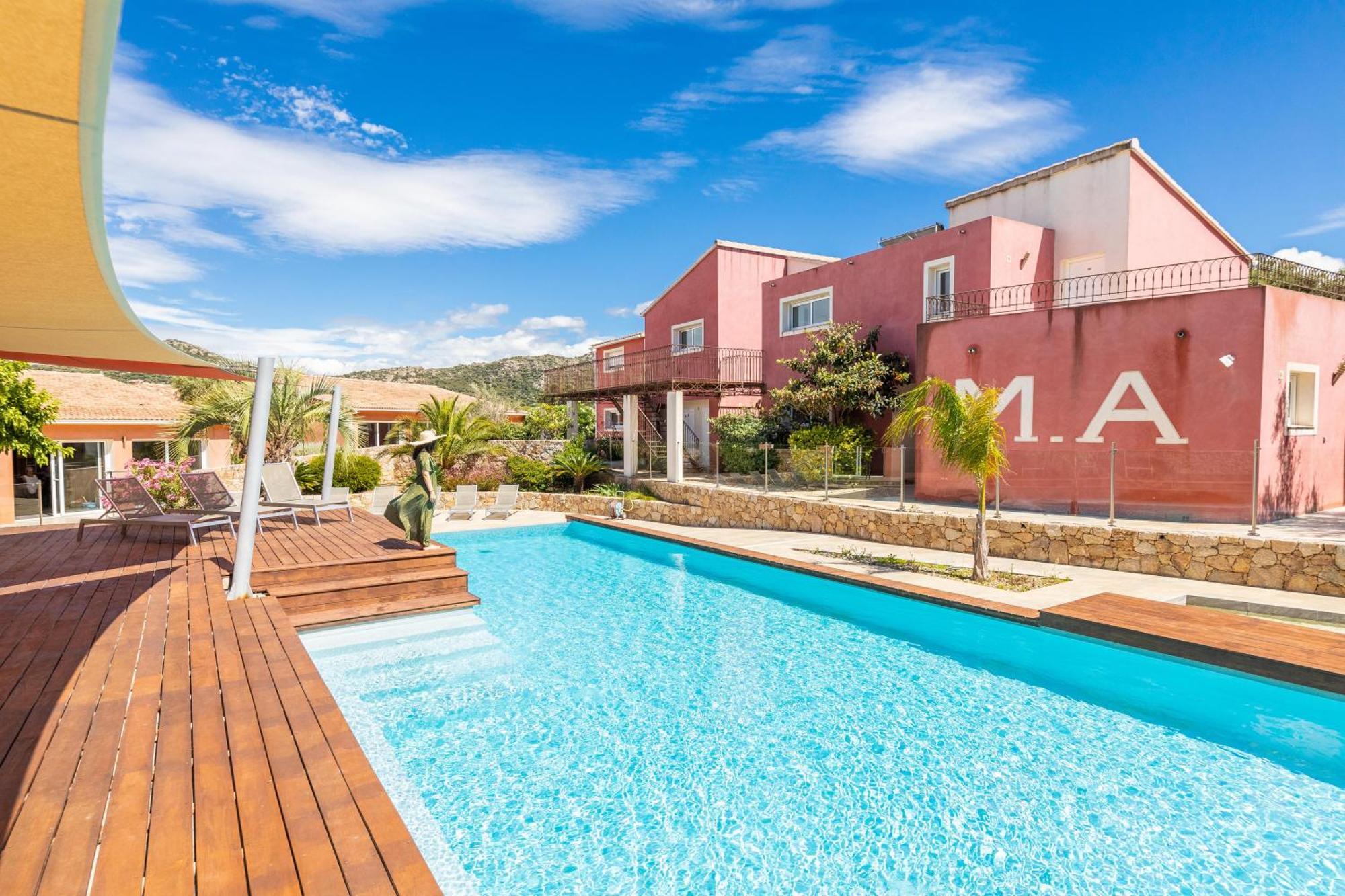 Les Alizes Residence & Spa เอลเลอรูซ ภายนอก รูปภาพ