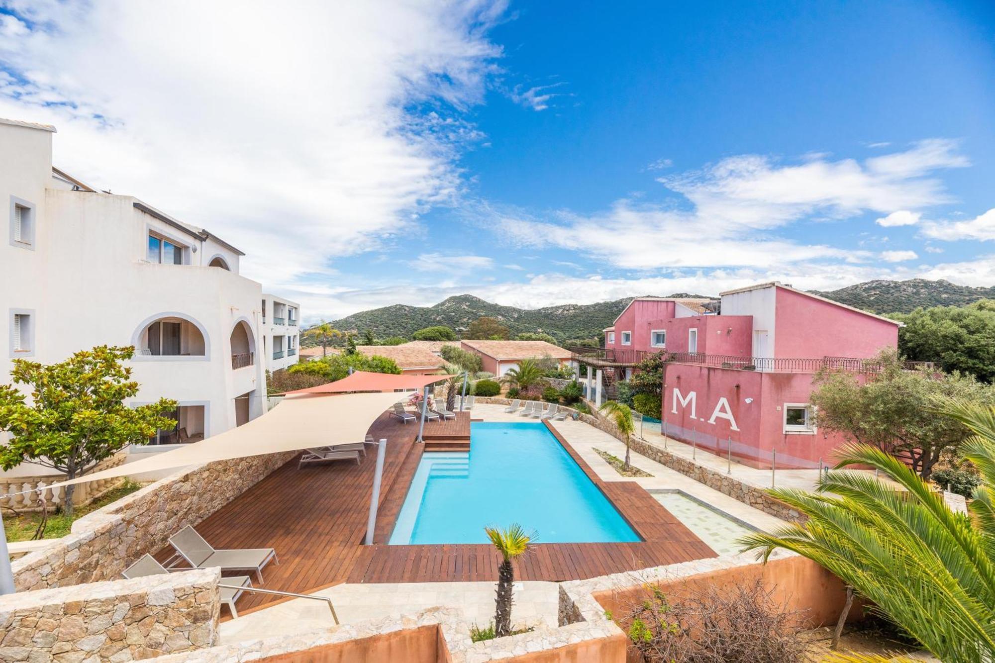 Les Alizes Residence & Spa เอลเลอรูซ ภายนอก รูปภาพ