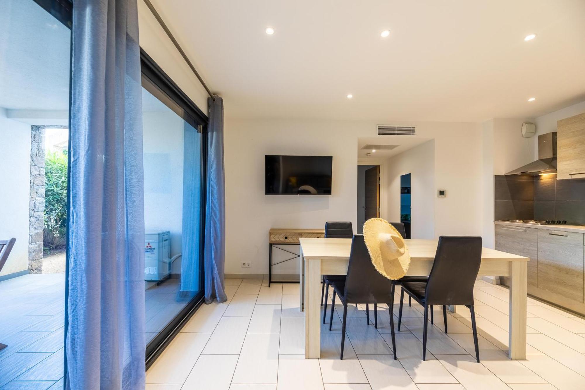 Les Alizes Residence & Spa เอลเลอรูซ ภายนอก รูปภาพ